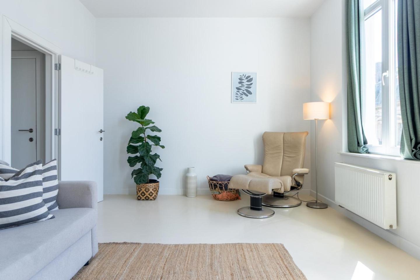 Bright, Spacious Apartments & Perfectly Located In The Heart Of Gent Kültér fotó